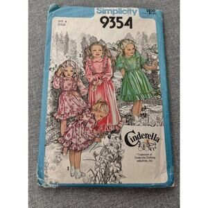 Simplicity Cinderella Girls Dress Sewing Pattern 9354 Vintage 1979 Size 4